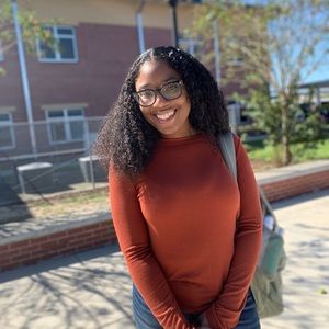 Meet your Posher, Crishona